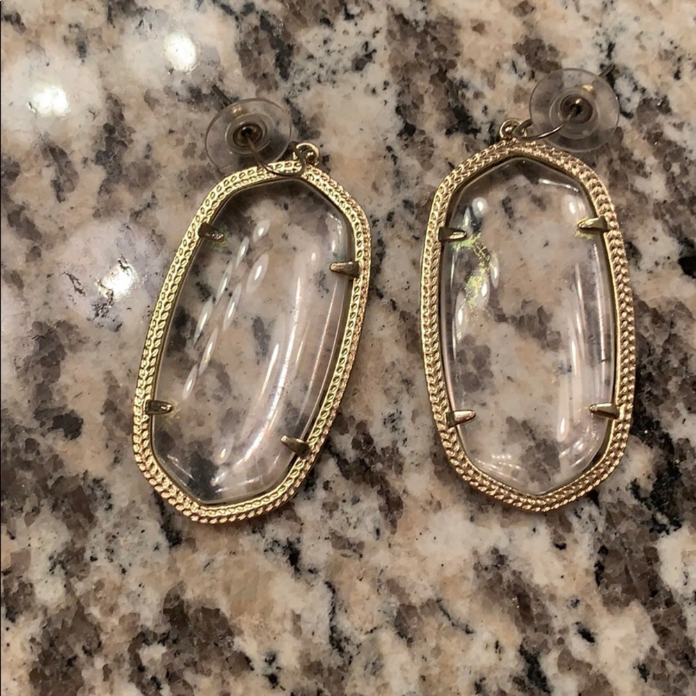 Clear Kendra Scott earnings